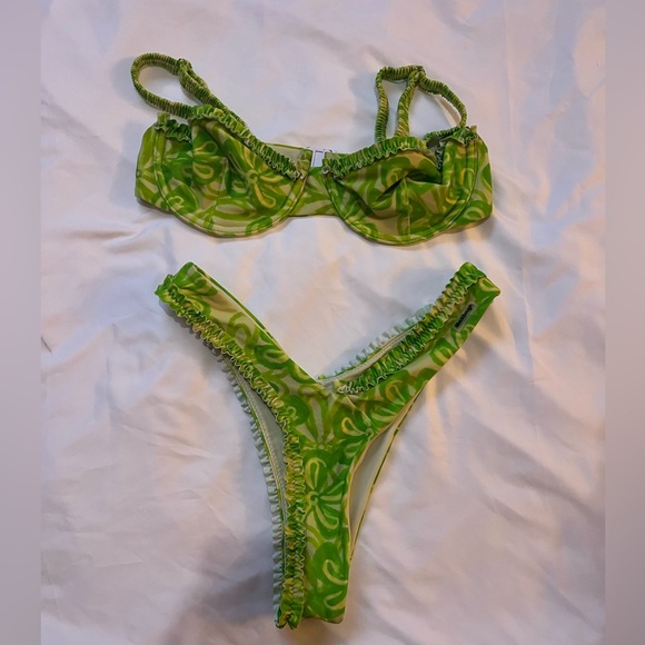Blackbough Amelia Set Size M in Mojito - Picture 1 of 4